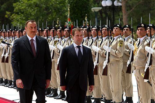 File:Dmitry Medvedev in Azerbaijan 3 July 2008-2.jpg