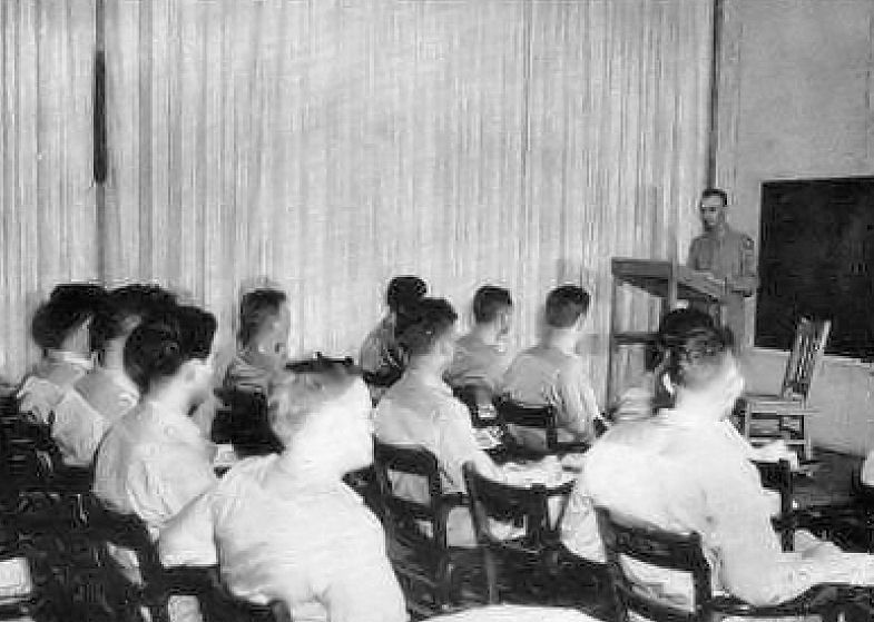 File:Childress Army Airfield - Ground School-2.jpg