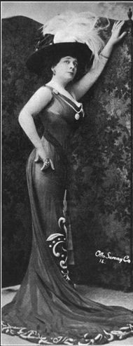 File:LauraGuerite1908b.jpg