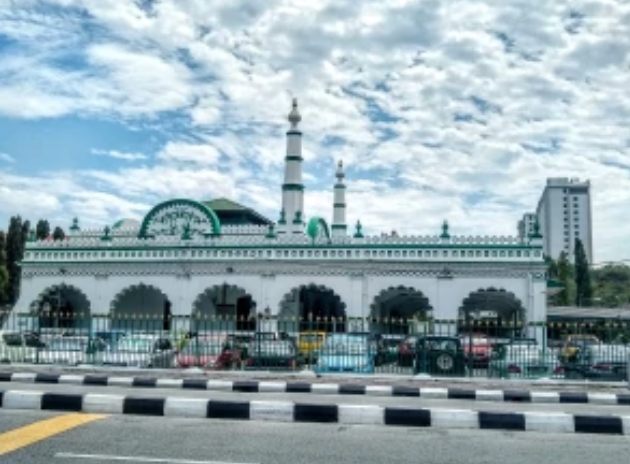 File:Town Padang Mosque, Ipoh.png