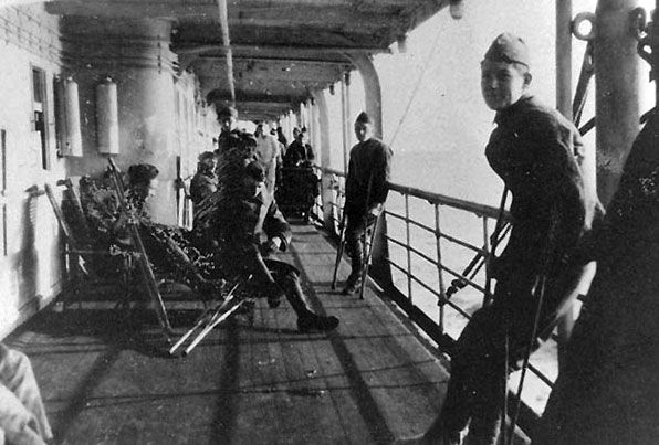 File:Wounded U.S. soldiers aboard USS Comfort.jpg