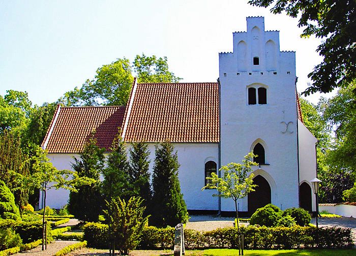 File:05-06-15-m3 copy Hårslev kirke (Næstved).jpg