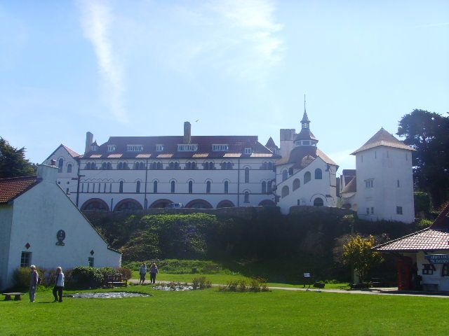 File:Caldey Abbey - geograph.org.uk - 1804245.jpg