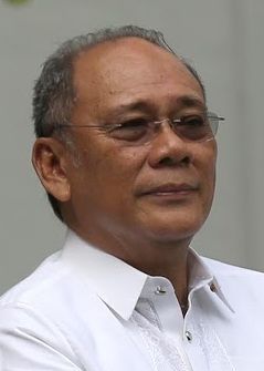 File:Ernesto Abella - 2016 (cropped).jpg