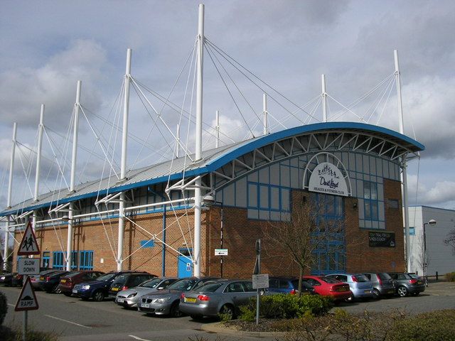 File:Fitness Centre, Thames Valley Park.jpg