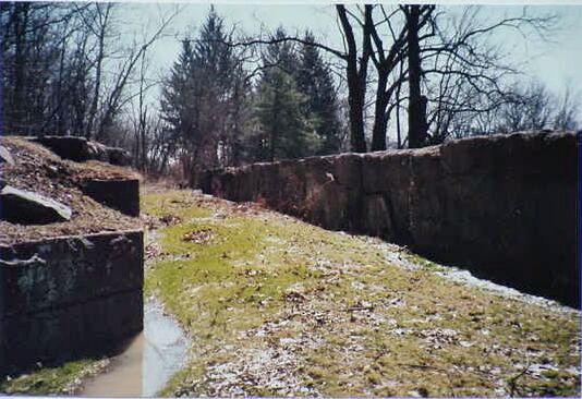 File:Lock 35 Kettlewell Lock.jpg