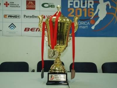 File:MZRKL trophy.jpg