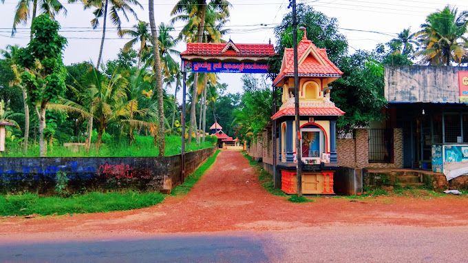 File:Plavila devi temple.jpg