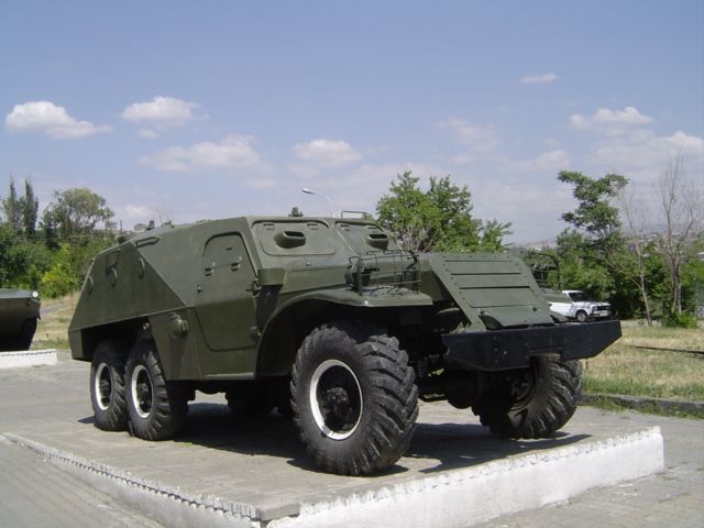 File:BTR 152 Yerevan.JPG