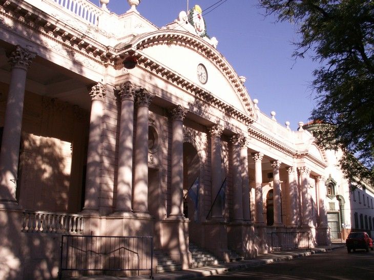 File:Casadegobiernocorrientes.jpg