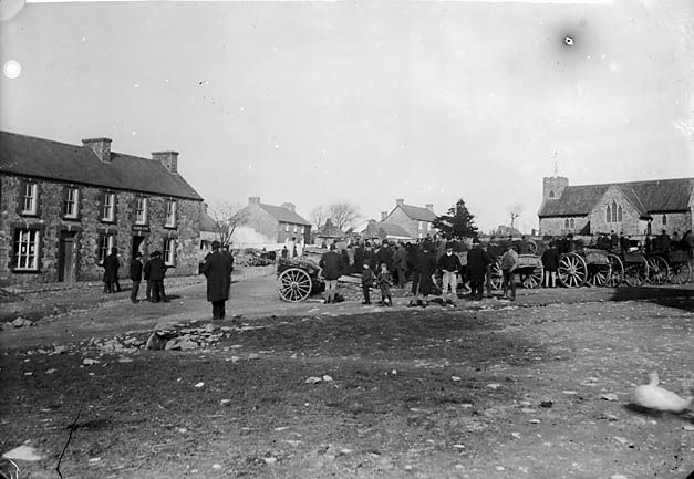 File:Maenclochog fair (1893) NLW3363834.jpg