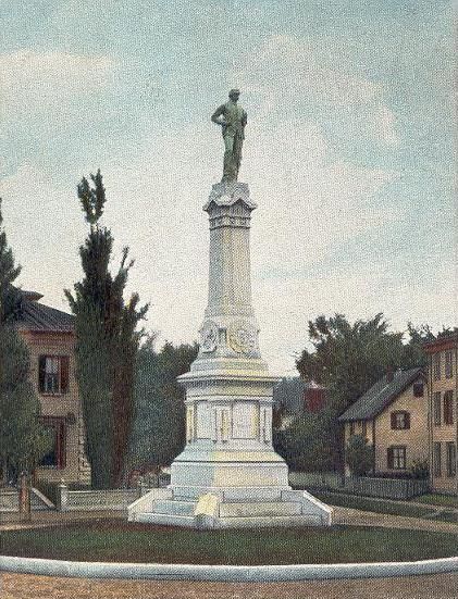 File:Soldiers' Monument at Beverly, MA.jpg