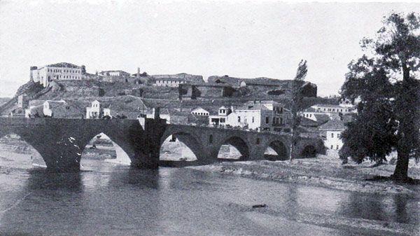 File:Bridge over the Vardar in Skopje 1913.jpg