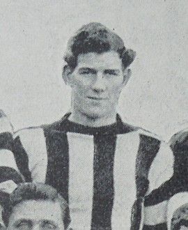 File:Charlie Dummett 1909.jpg