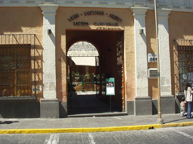 File:Museo cervesur.JPG