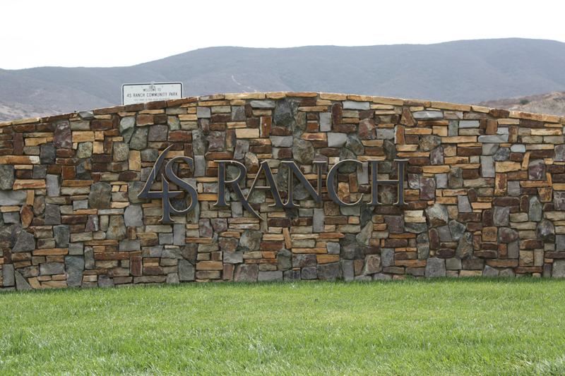 File:4s ranch sign.png