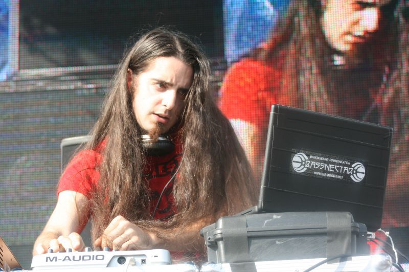 File:Bassnectar SocCo Music Fest.jpg