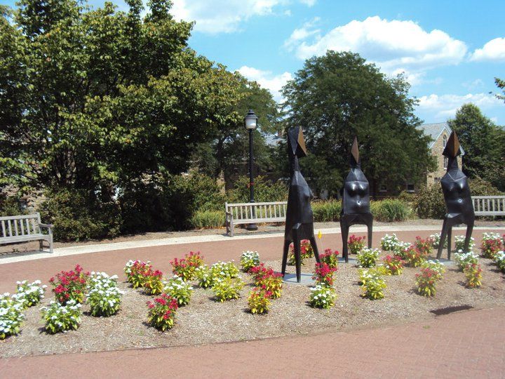 File:Chadwick Sculptures Ursinus College.jpg