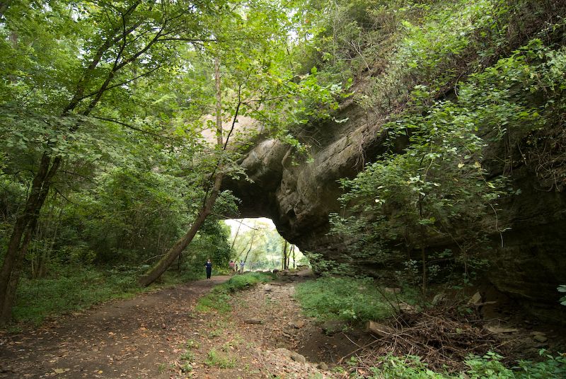 File:Creelsboro Natural Arch.jpg