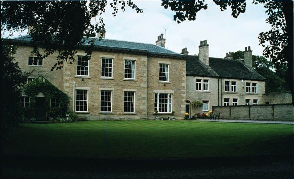 File:Original house at Old Mottram.jpg