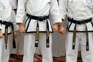 File:Rhee TKD Black Belts.jpg