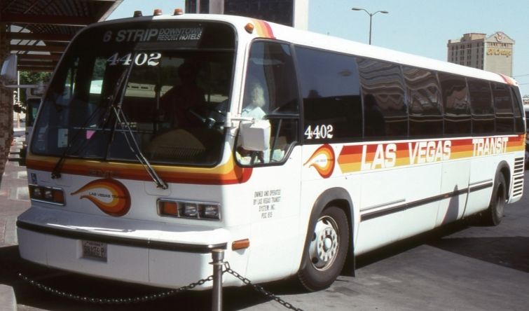 File:Las Vegas Transit RTS 4402.jpg