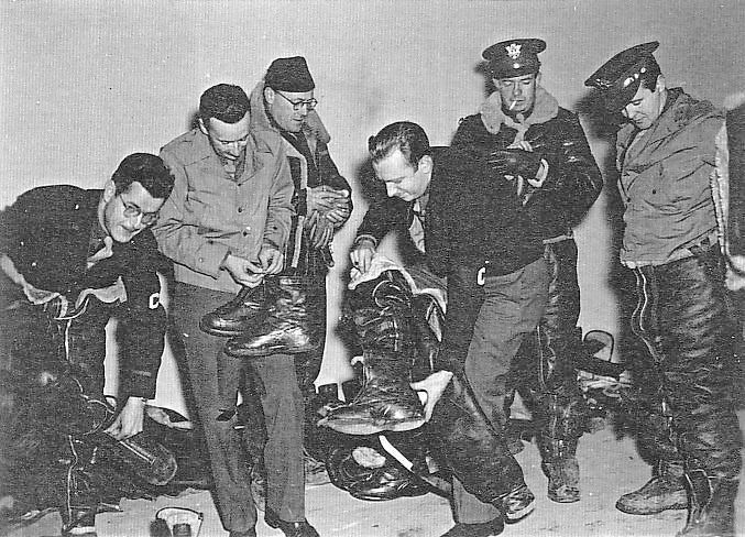 File:RAF Bovingdon - Combat Journalists.jpg