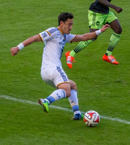 File:Stefan Ishizaki vs Seattle Sounders 2014 cropped.jpg