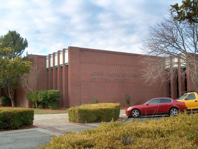 File:Yuba County Library building.jpg