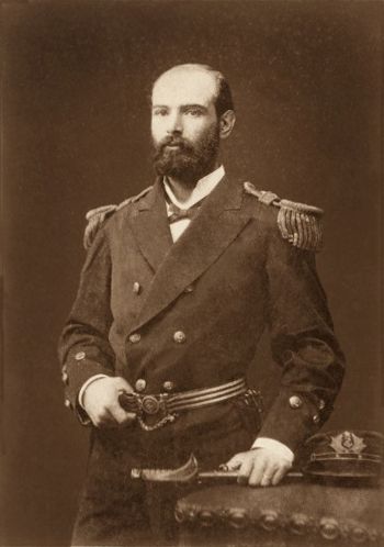 File:Arturo Prat con espada.jpg