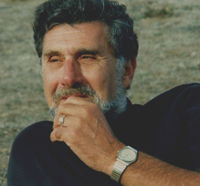 File:Elliot Aronson 2001.jpg