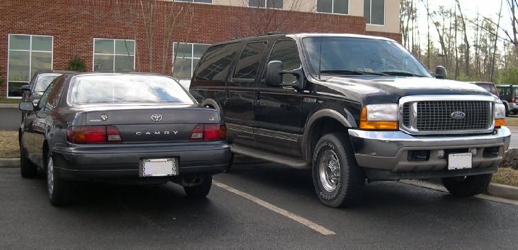 File:Ford Excursion and Toyota Camry.jpg