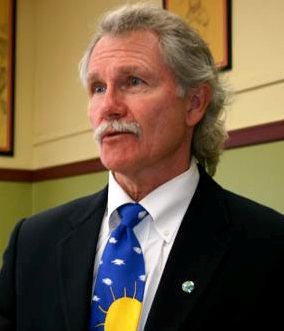 File:John Kitzhaber.jpg