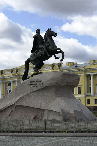 File:Peter the Great statue in Saint Petersburg.jpg