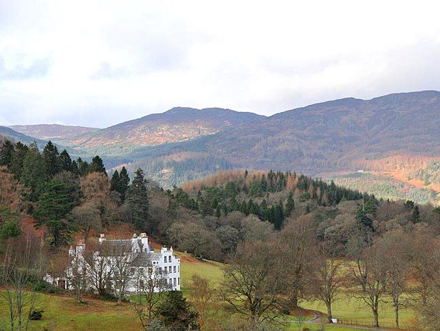 File:Aberuchill Castle - geograph.org.uk - 670086.jpg