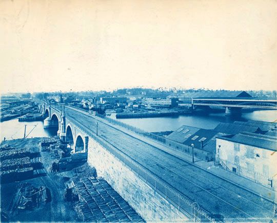 File:Chestnut Street Bridge 1869.jpg