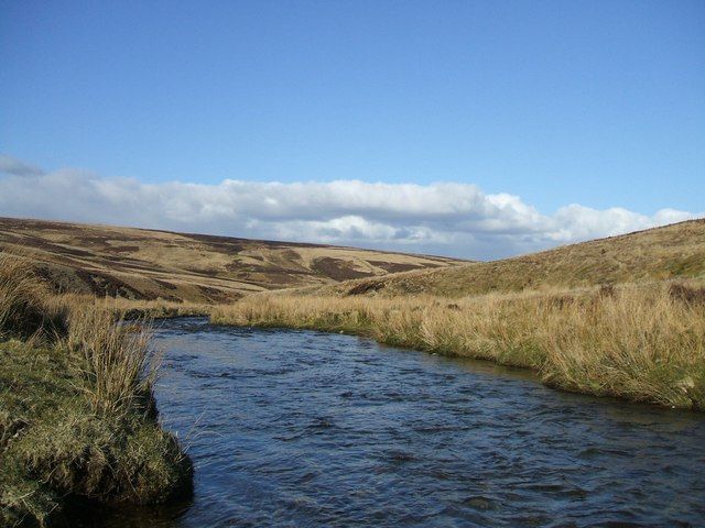 File:Elvan Water - geograph.org.uk - 1225048.jpg