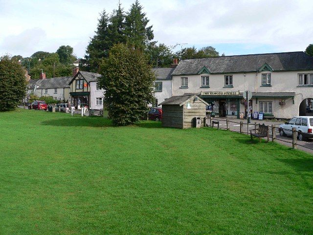 File:Exfordvillagegreen.jpg