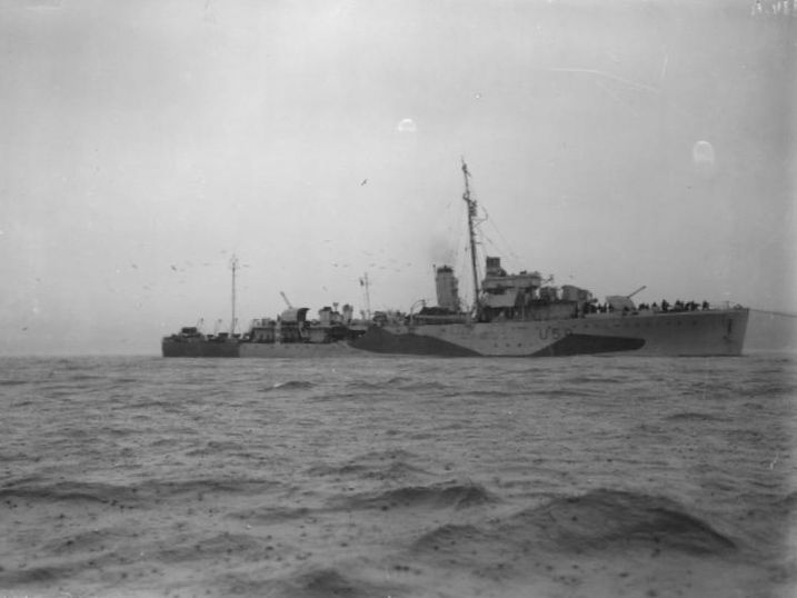 File:HMS Lowestoft 1943 IWM FL 11988.jpg