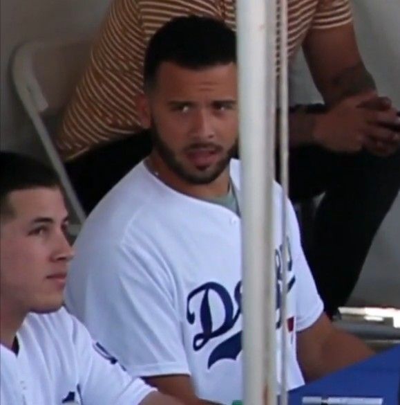 File:Jaime Schultz, Edwin Rios 2019 DODGERS FANFEST.jpg