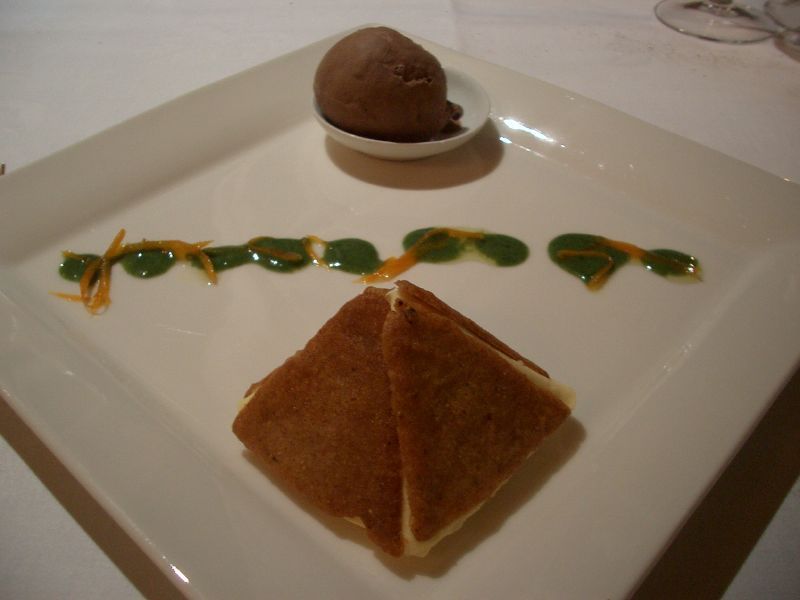 File:Orange Bavarois - Windsor Hotel (56397422).jpg