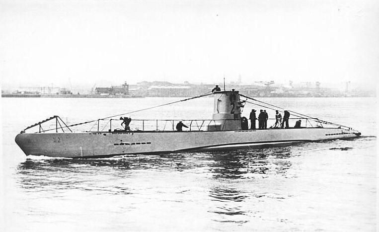 File:U-2 in Kiel 1935.JPG