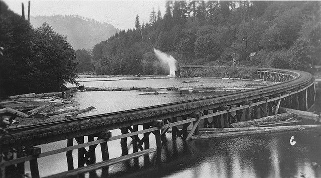 File:Valley and Siletz Railroad.jpg