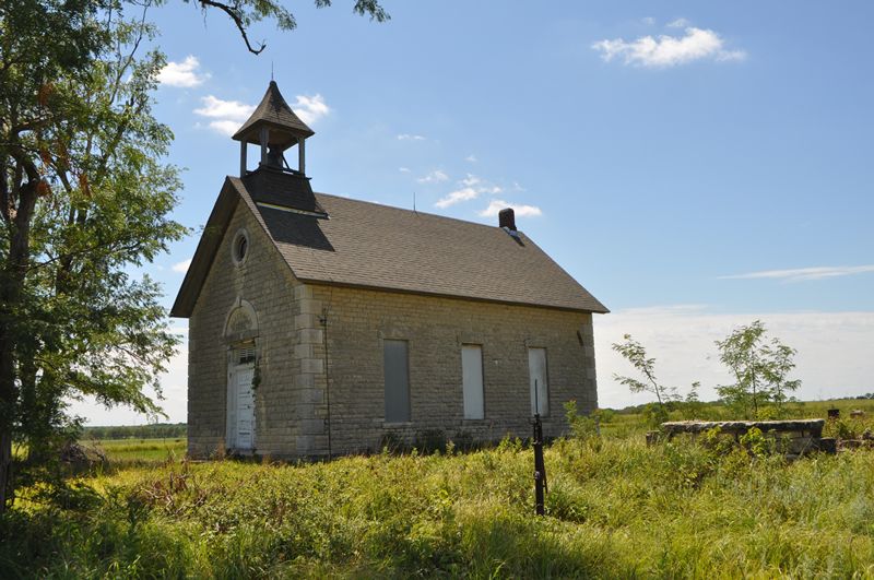 File:Bichet school in Marion County, Kansas.jpg