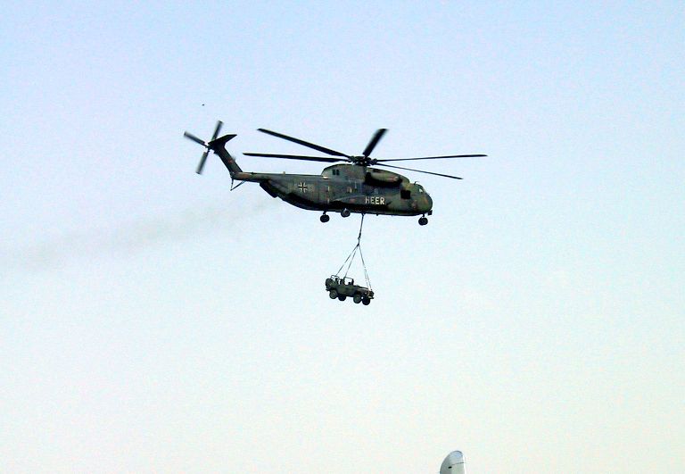 File:CH-53 - ILA2002-02.jpg