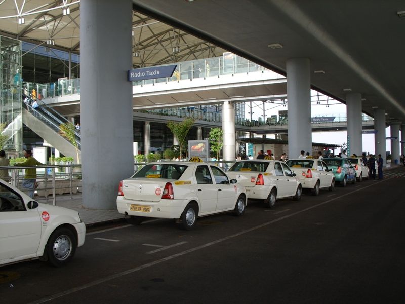 File:HYD Radio taxis.jpg