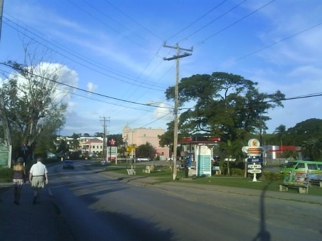 File:Holetown, Saint James, Barbados-001.jpg