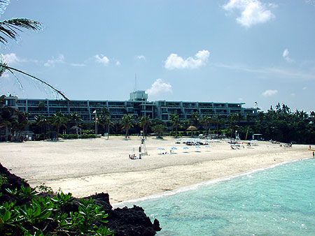 File:Moon Beach in Okinawa.jpg