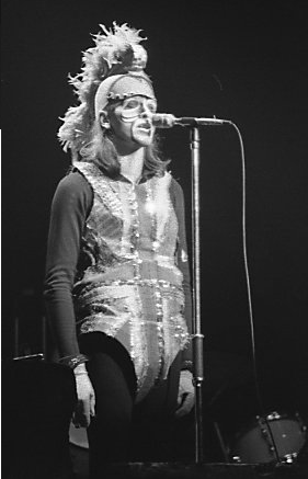 File:Peter Gabriel The Moonlight Knight (cropped).png