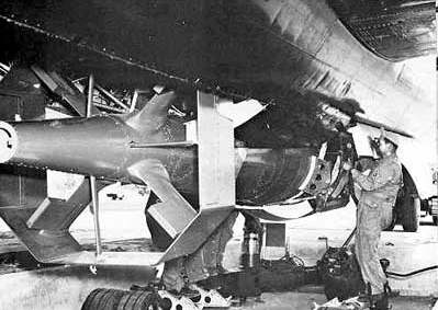 File:Tarzon loaded on B-29.png